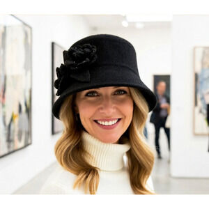 Vintage Riviera 70% wool cloche black hat with Sequined flower embellishment